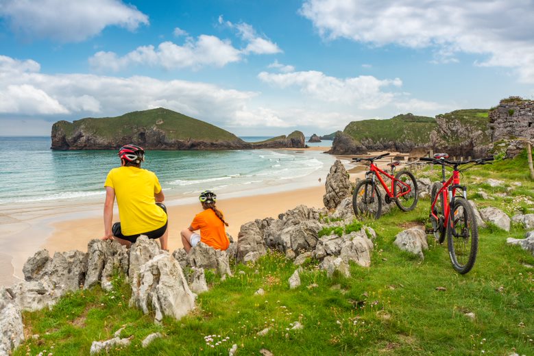 Ruta en bici por la costa asturiana