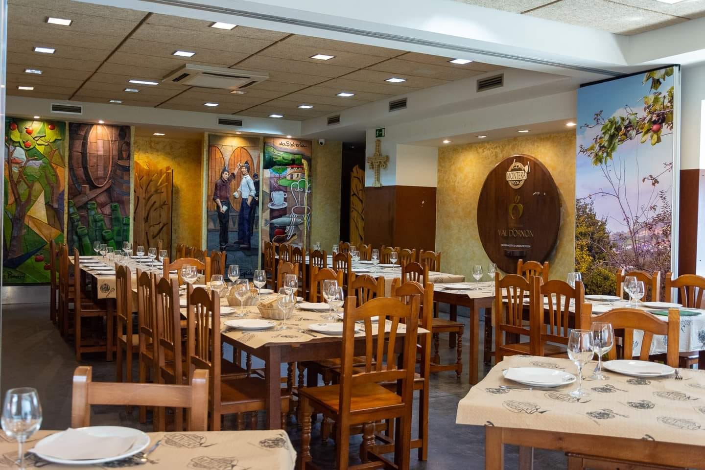 Zona restaurante La Montera Picona
