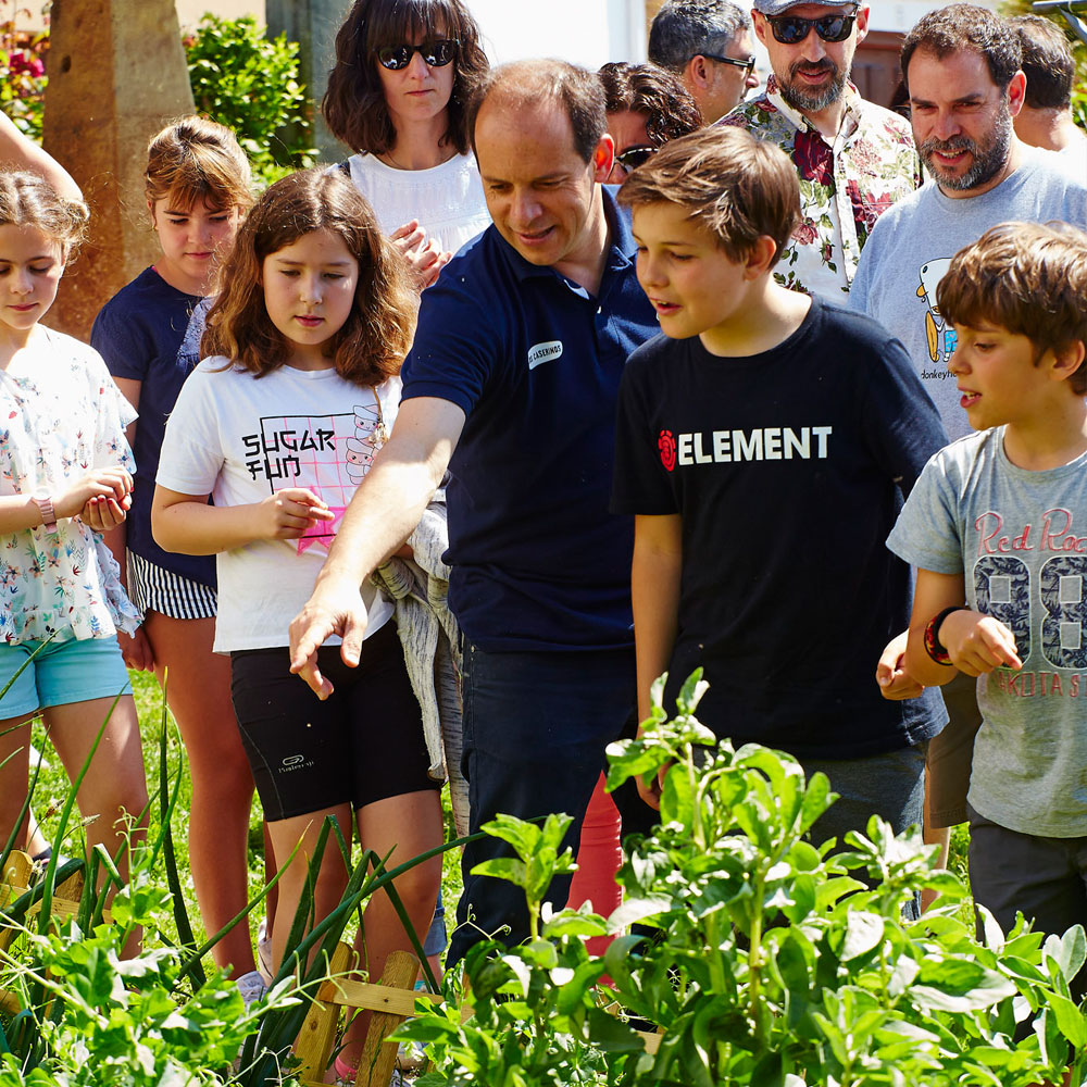 Visita guiada en la granja de Los Caserinos