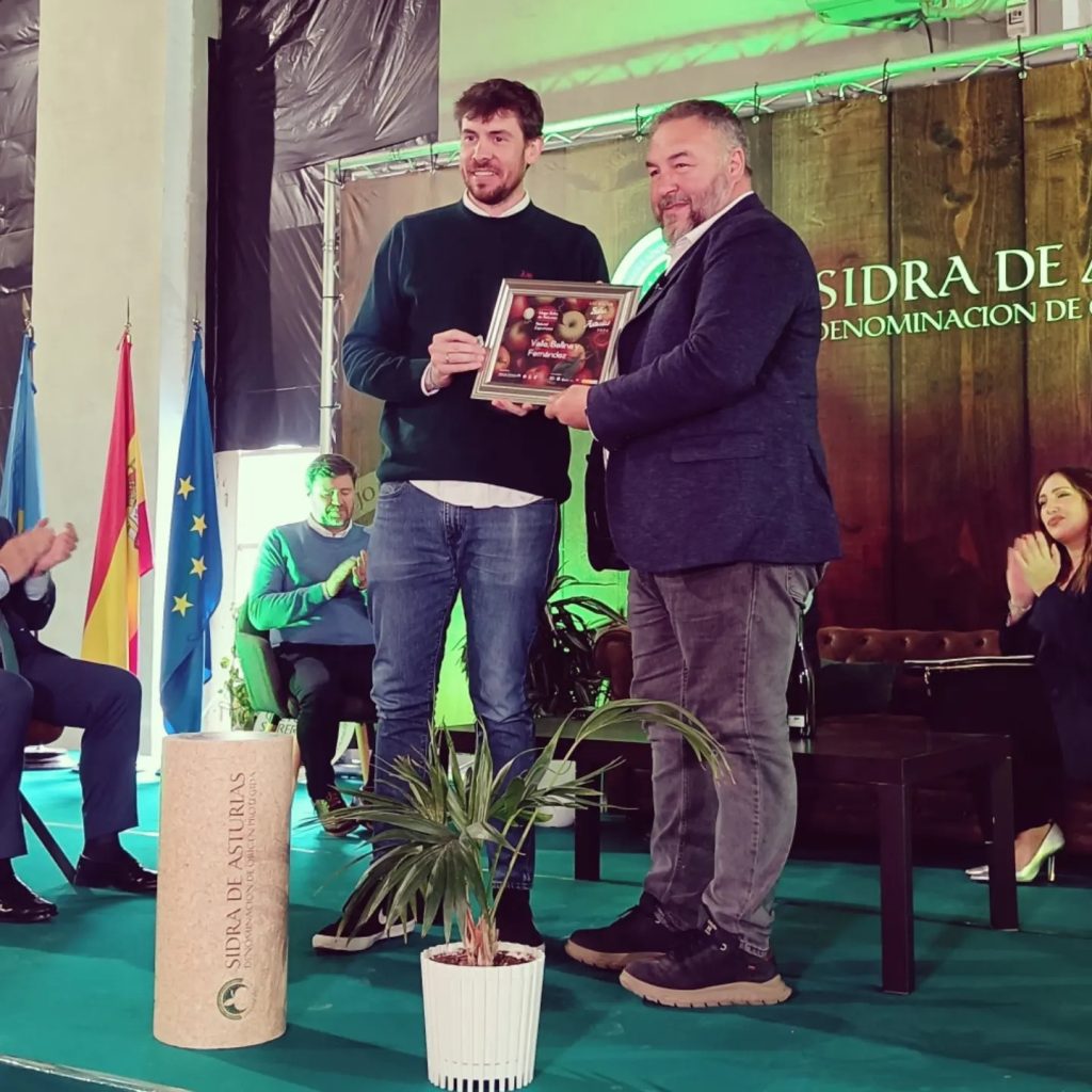 Mejor Sidra Espumosa - Valle, Ballina y Fernández - XIII Salón Sidra de Asturias