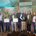 Ganadores Concurso Regional de Sidra Natural de Villaviciosa junto a autoridades