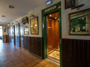 Pasillo de La Posta de Camín Real